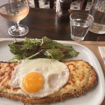 Le Petit Cler - Bistros Near Me - Paris, 75