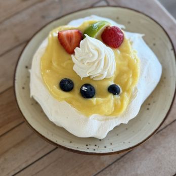 Buttonwood Grill - Key Lime Pavlova - Seafood Near Me - Key Largo, Florida Buttonwood Grill - Key Lime Pavlova - Seafood Near Me - Key Largo, Florida