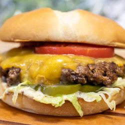 Iscreamery Gig Harbor - American Smash Burger at Iscreamery