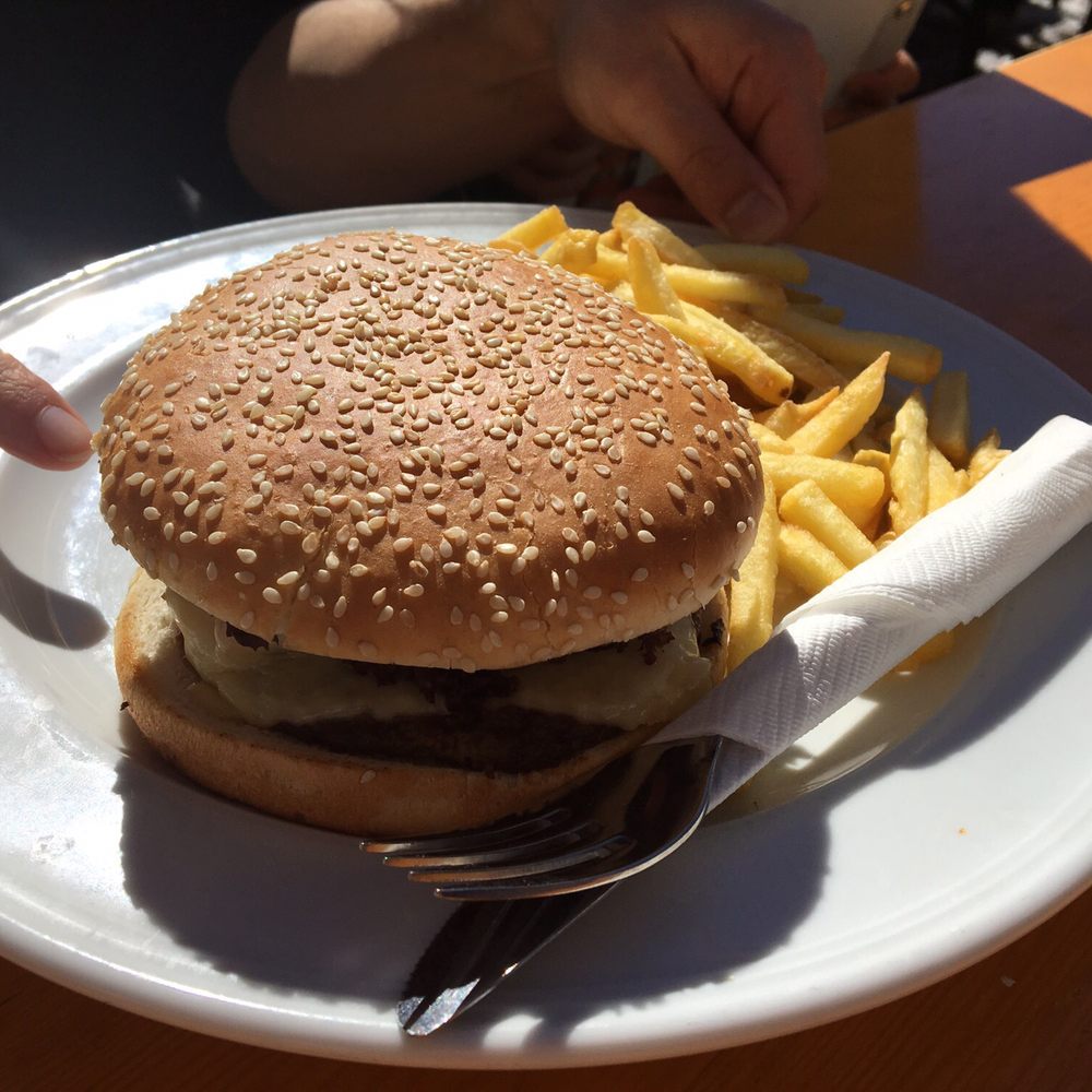Berghotel Sonnhof - Burger! - Hotels Near Me - Obertauern, 5