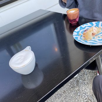 ROAM Coffee + Beer - Cappuccino, Raspberry Cream Cheese Croissant, and Cortado - Beer Bar Near Me - Bellingham, Washington