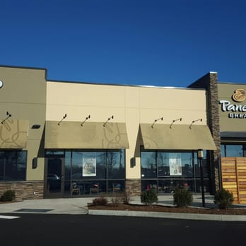 Panera Bread - Front of panera - Salad Near Me - Wallingford, Connecticut Panera Bread - Front of panera - Salad Near Me - Wallingford, Connecticut