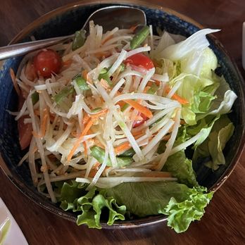 Ben Thai Cafe - Papaya Salad (Som-tum) - Thai Near Me - San Francisco, California Ben Thai Cafe - Papaya Salad (Som-tum) - Thai Near Me - San Francisco, California