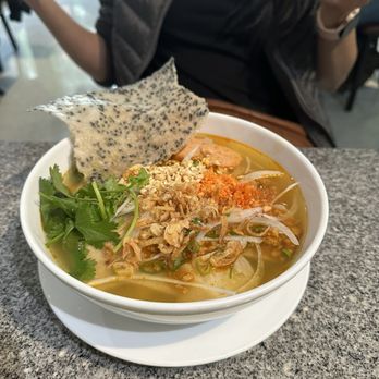 Ha VL - Vietnamese Turmeric Noodle Soup Mì Quảng - Vietnamese Near Me - Portland, Oregon Ha VL - Vietnamese Turmeric Noodle Soup Mì Quảng - Vietnamese Near Me - Portland, Oregon