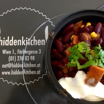 hidden kitchen park - Chili sin carne (vegan und mit Süßkartoffeln) €8.80 - International Near Me - Vienna, 9