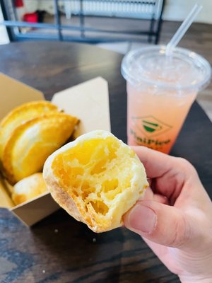 PiniPico Coffee & Empanadas by null
