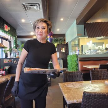 Jenni Pho - Hailey, the champion hostess! Top notch customer service and beyond, always with a smile. - Vietnamese Near Me - Las Vegas, Nevada Jenni Pho - Hailey, the champion hostess! Top notch customer service and beyond, always with a smile. - Vietnamese Near Me - Las Vegas, Nevada