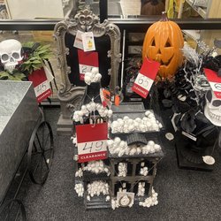 HomeGoods