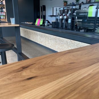DOZER Coffee - Cool vibe inside - Cafes Near Me - Ann Arbor, Michigan