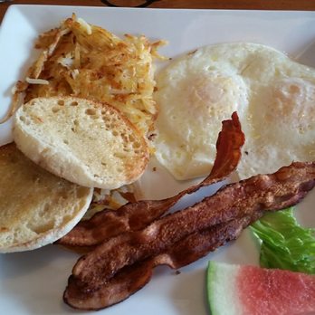 Cambria Mimosas - 2 egg breakfast - American Near Me - Cambria, California
