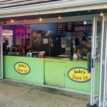 Jojo's Shave Ice - Ordering area - Shaved Ice Near Me - Kapaa, Hawaii