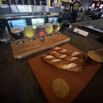 State 48 Rock House - Pretzels and beer flight - Breweries Near Me - Phoenix, Arizona State 48 Rock House - Pretzels and beer flight - Breweries Near Me - Phoenix, Arizona