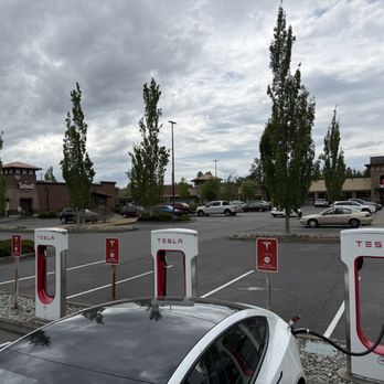 Tesla Supercharger - Shops - EV Charging Stations Near Me - Blaine, Washington Tesla Supercharger - Shops - EV Charging Stations Near Me - Blaine, Washington
