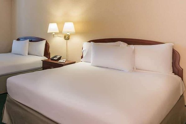 Tropicana Laughlin - A Caesars Rewards Destination by null