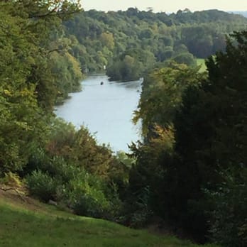 Cliveden House - Exploring the grounds. - Hotels Near Me - Maidenhead, BKM