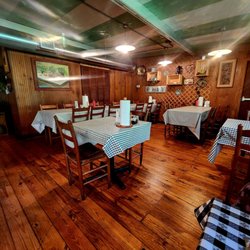 Fat Willie's Fish Camp - Sept 2022