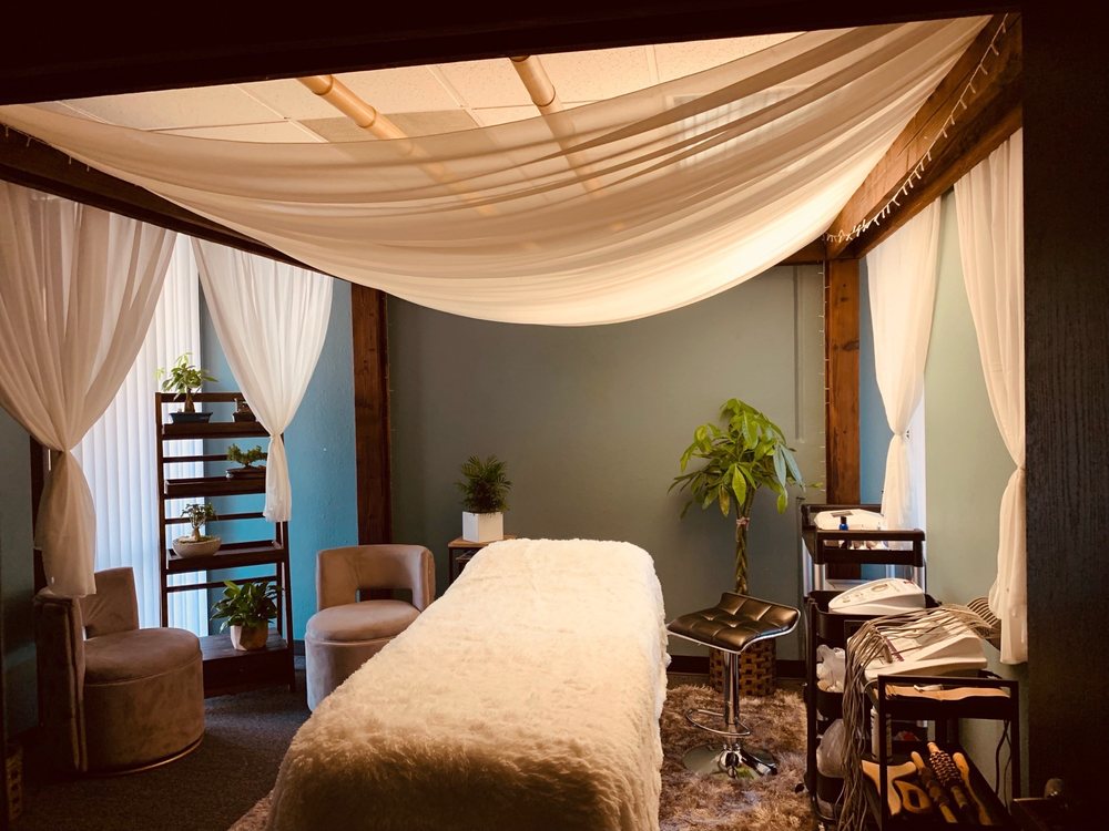 Thainamic Bodywork & Relaxation Logo