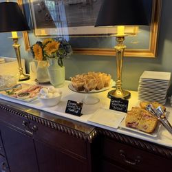 Harbor Light Inn - Breakfast