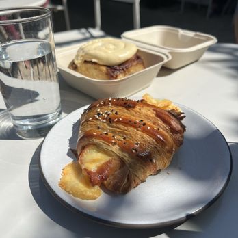 Eller Bakery - Bakeries Near Me - Costa Mesa, California