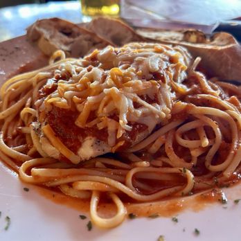 Village Idiot Pub - Pubs Near Me - Toronto, Ontario Village Idiot Pub - Pubs Near Me - Toronto, Ontario