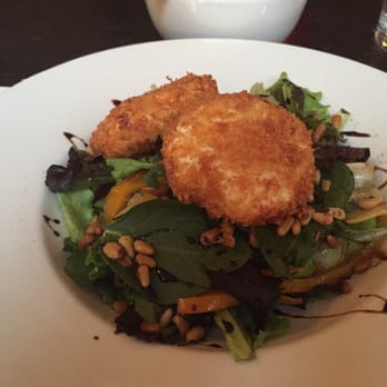 Rodin - Salat mit warmen Ziegenkäse - French Near Me - Rotterdam, ZH