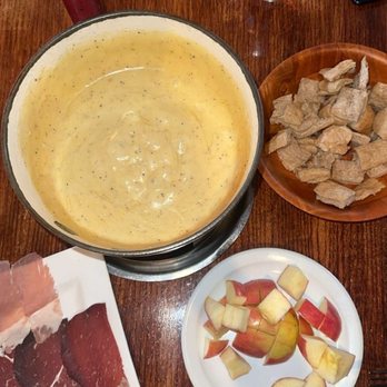 The Swiss Haven - Cheese fondue - Fondue Near Me - Breckenridge, Colorado The Swiss Haven - Cheese fondue - Fondue Near Me - Breckenridge, Colorado