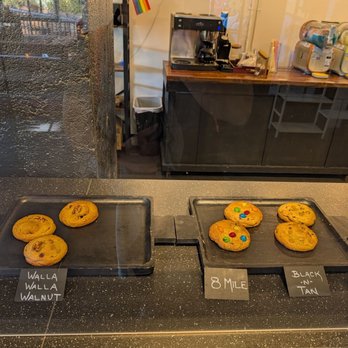 Get Baked Seattle Cookie - Big cookies - Desserts Near Me - Seattle, Washington Get Baked Seattle Cookie - Big cookies - Desserts Near Me - Seattle, Washington