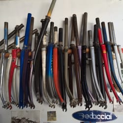 Mikkelsen Bicycle Frame Repairs Painting & Brazons - Random steel forks.