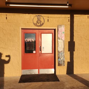 Luckey's Fish House - Entrance - Seafood Near Me - Mize, Mississippi