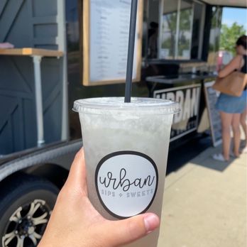 Urban Sips & Sweets - Peachy Keen - sprite with cream, vanilla, peach - Food Trucks Near Me - Roseville, California