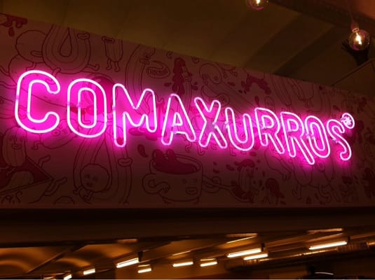 Comaxurros* - The Fried Community - Muntaner by null