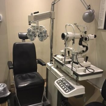 Gerrard Square Optometrists - Optometrists Near Me - Toronto, Ontario