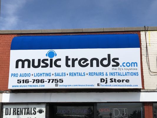 Music Trends, 2947 Hempstead Tpke, Levittown, NY 11756, US