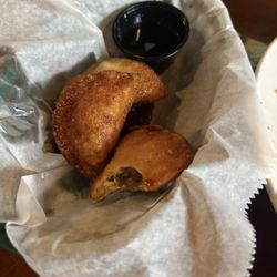 Pine Tree Inn - Suck wontons