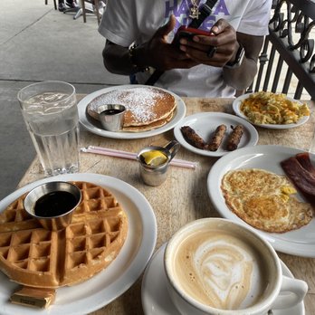 Fratelli Cafe - Vanilla latte, Belgian waffle, fried egg and turkey sausage - Coffee & Tea Near Me - Los Angeles, California Fratelli Cafe - Vanilla latte, Belgian waffle, fried egg and turkey sausage - Coffee & Tea Near Me - Los Angeles, California