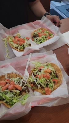 Raymond's Tacos on Damen by null