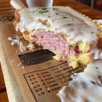 Farmhouse Cafe - Packed with buttery soft melt in your broke da mouth ham! - Breakfast & Brunch Near Me - Honolulu, Hawaii