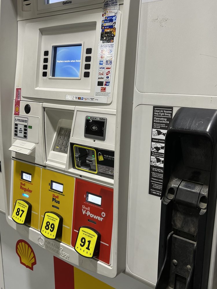 SHELL Updated June 2024 13 Photos & 25 Reviews 3044 Foothill Blvd