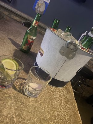 Rocky's Tavern by null