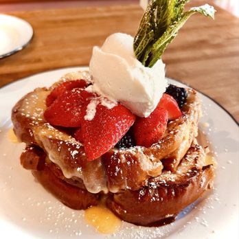 Pochos - Frutas French Toast - Breakfast & Brunch Near Me - Chicago, Illinois