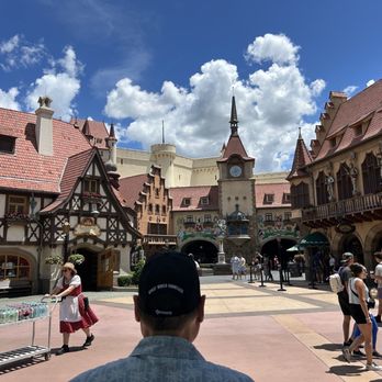 Sommerfest - There are many shops to visit - German Near Me - Lake Buena Vista, Florida Sommerfest - There are many shops to visit - German Near Me - Lake Buena Vista, Florida