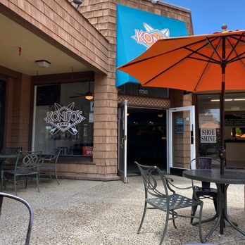 Pablo's Cafe - Outside patio - Breakfast & Brunch Near Me - San Diego, California