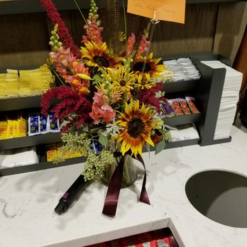 Daffodil Parker - Florists Near Me - Madison, Wisconsin