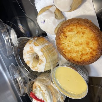 Simply Homemade 1913 - Tres leches cake, flan, cinnamon crumb, Bundt cake, mini coconut pie, lemon cookies - Bakeries Near Me - Sanford, Florida Simply Homemade 1913 - Tres leches cake, flan, cinnamon crumb, Bundt cake, mini coconut pie, lemon cookies - Bakeries Near Me - Sanford, Florida