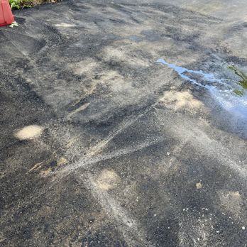 Black Rock Paving - These 5 photos show the finished job after the second application. Do you want your driveway to look like this? - Masonry/Concrete Near Me