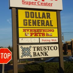 Price Chopper - Shopping plaza.