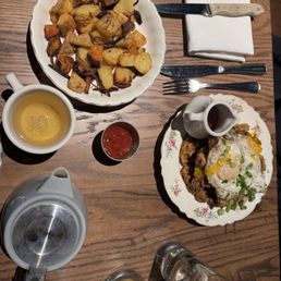 Fried chicken and waffle