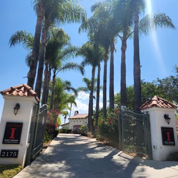 Estate D'Iacobelli - A grand entrance to the most quaint, classy tasting room. - Wine Bars Near Me - Fallbrook, California Estate D'Iacobelli - A grand entrance to the most quaint, classy tasting room. - Wine Bars Near Me - Fallbrook, California