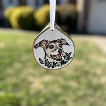 Luna Willow Creations - Pet portrait ornament, 2024 - Commissioned Artists Near Me Luna Willow Creations - Pet portrait ornament, 2024 - Commissioned Artists Near Me