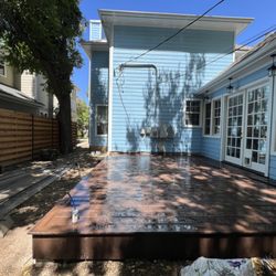 Isla Contractors - Compost deck